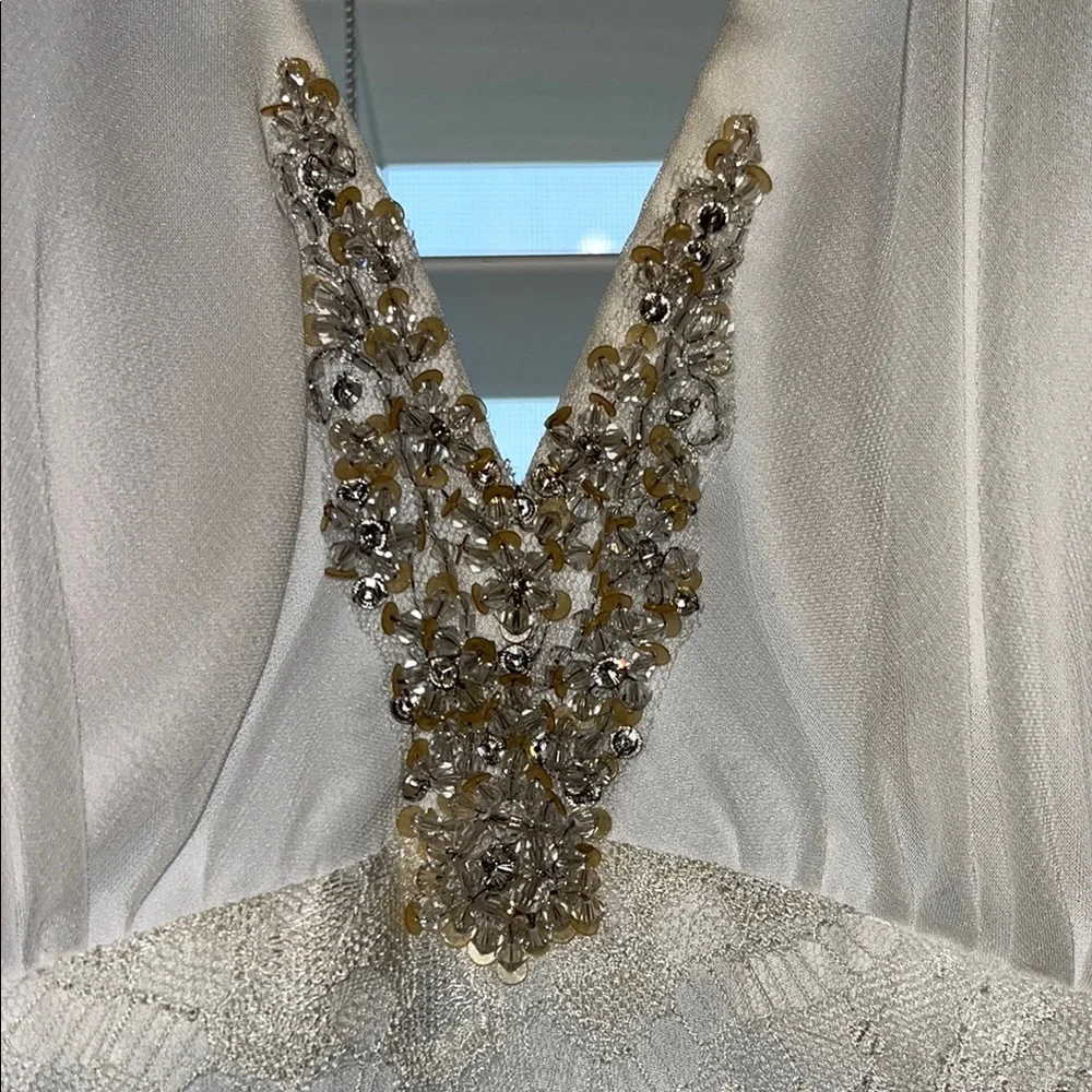 Elegant White Wedding Dress - Picture 6 of 11